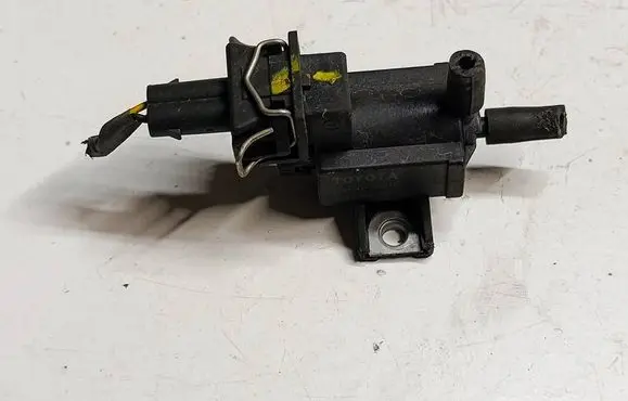 Toyota Verso Turbo solenoid valve 25860-0R010 72828606