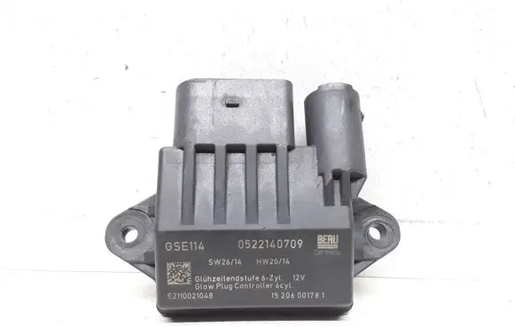 Chrysler 300 - 300C Glow plug pre-heat relay E2110021048 0255140709