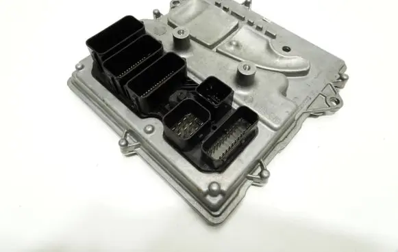 BMW 3 F30 F35 F31 Engine control unit/module 8639582 0261S11545 170344386