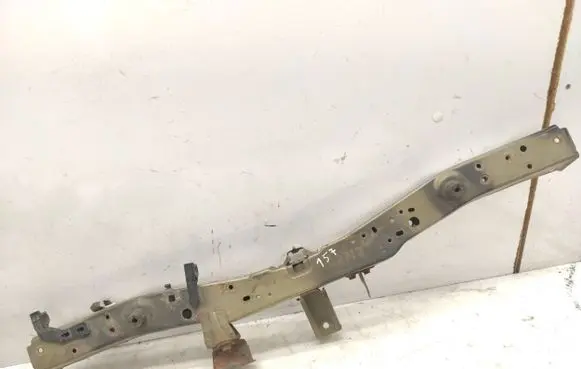 Top upper radiator support slam panel