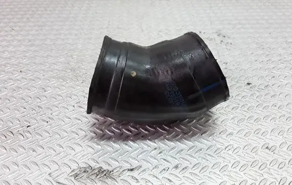 Opel Frontera B Intercooler hose/pipe