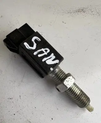 Subaru Outback Clutch pedal sensor 