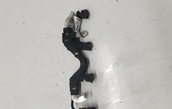 Opel Astra J Fuel injector wires 55567592 55572001