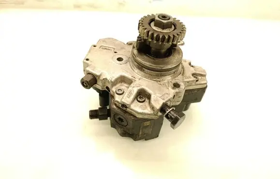 Fuel injection high pressure pump