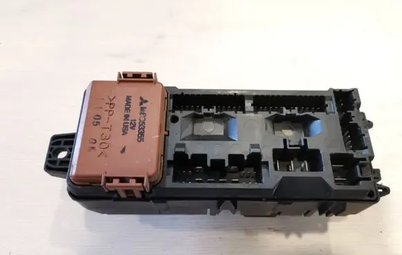 Mitsubishi Space Star Fuse module MR953355