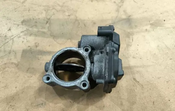 BMW X5 F15 Throttle valve 7810752 10378517 50836904