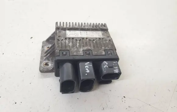 Volkswagen Multivan T5 Coolant fan relay 7H0919506D
