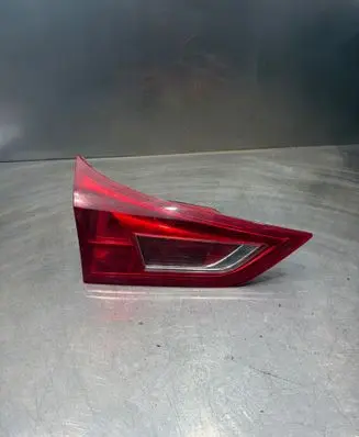 Toyota Auris E180 Tailgate rear/tail lights 02268 05180238