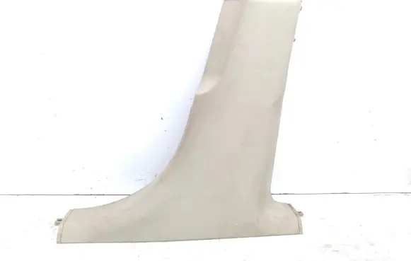 (B) pillar trim (bottom)