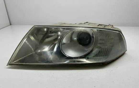 Skoda Octavia Mk2 (1Z) Headlight/headlamp