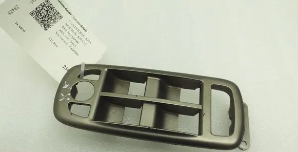 Jaguar XF X250 Front door window switch trim 