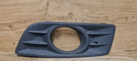 Volvo V50 Front fog light trim/grill 30779100