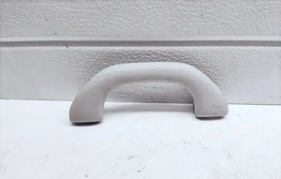 Volkswagen Touran I Front interior roof grab handle 6N0857607AB