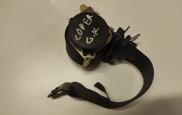 Mini One - Cooper R50 - 53 Rear seatbelt G2475A