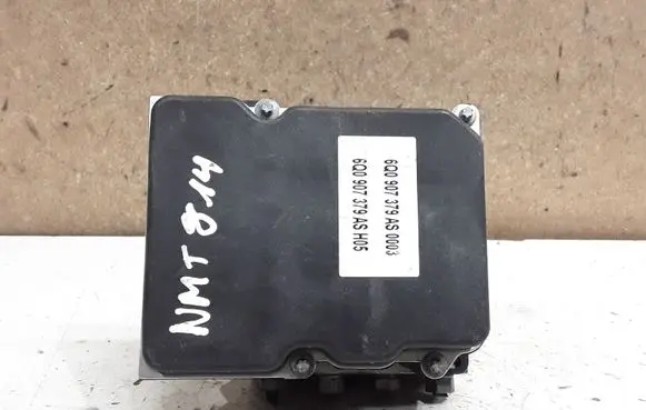 Volkswagen Cross Polo ABS Pump 6Q0907379AS 6Q0614517AJ