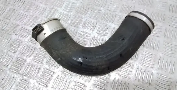 Volvo XC90 Intercooler hose/pipe 31370126