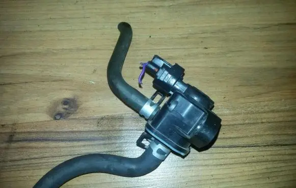 Toyota Aygo AB40 Turbo solenoid valve 9091012280