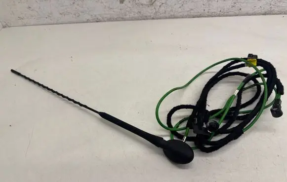 Ford Mondeo Mk III Aerial GPS antenna