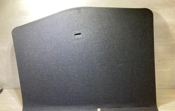 Parcel shelf