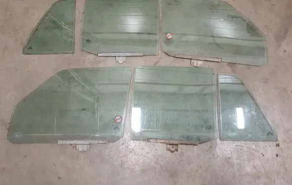Volkswagen Golf II Rear windscreen/windshield window 193845201D 193845205A 193845216A