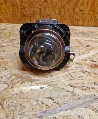 Toyota RAV 4 (XA40) Front fog light W0717M