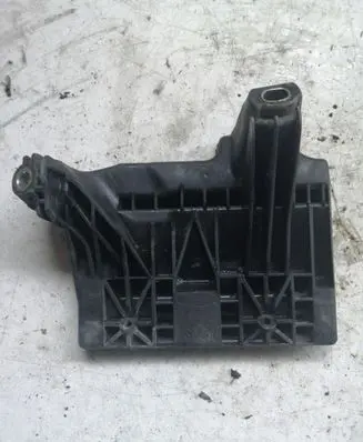 Ford Mondeo MK IV Battery tray 6G9110663AD