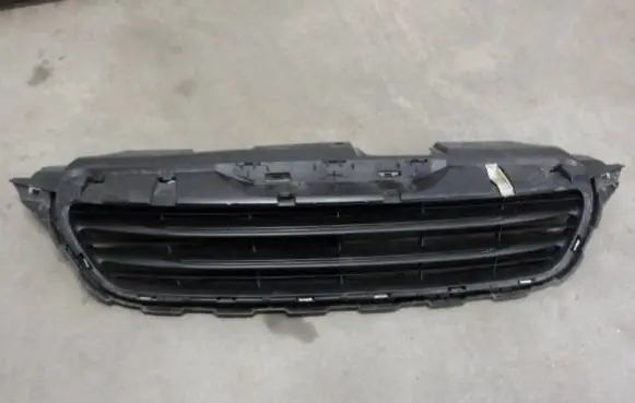 Peugeot 108 Front grill 531140H020 3200201 162141100100