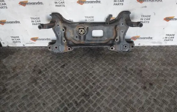Volkswagen Caddy Front subframe
