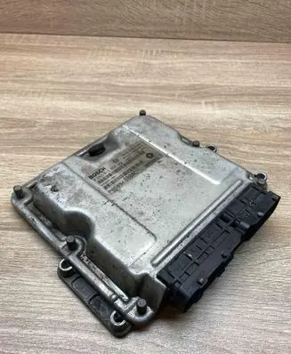 Chrysler Grand Voyager IV Engine control unit/module ECU P05094800AC 0281012999 USED