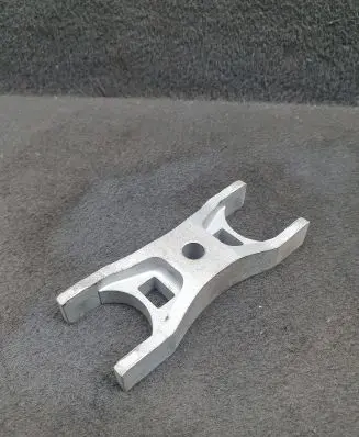 Audi A6 C7 Fuel Injector clamp holder 04L216 04L130216