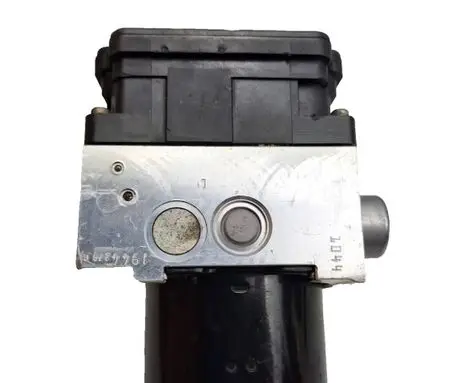 Mercedes-Benz C AMG W204 ABS Pump A2044315412 A2045457232