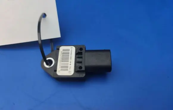 Mercedes-Benz B W245 Airbag deployment crash/impact sensor A1698210451