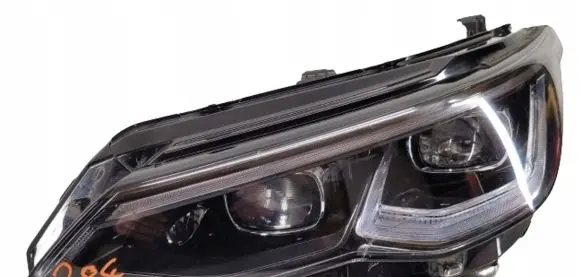 Volkswagen Golf VIII Headlight/headlamp