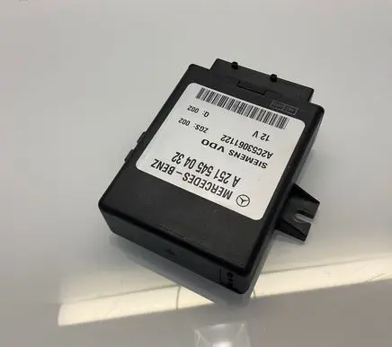 Mercedes-Benz E W211 Suspension control unit/module A2515450432 A2C53061122 ZGS002