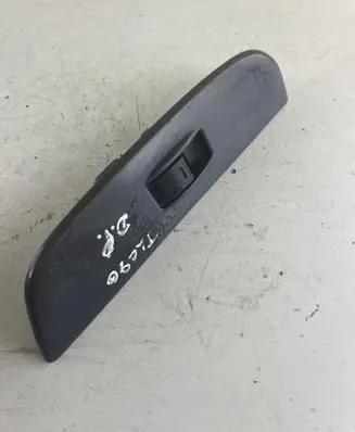 Toyota Land Cruiser (HDJ90) Electric window control switch 7423160120
