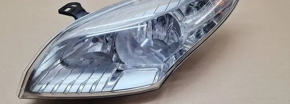Renault Megane III Headlight/headlamp 260600017R