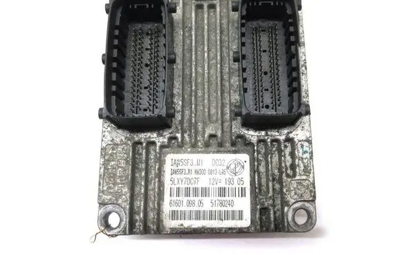 Fiat Grande Punto Engine control unit/module ECU 517802240