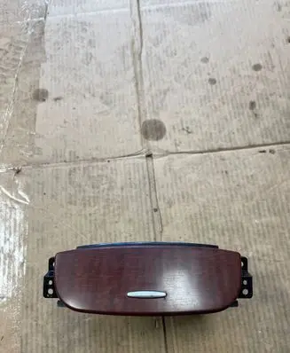 Ashtray (front)