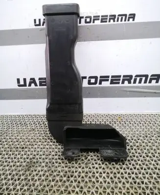 KIA Rio Air intake duct part 282101W100 282104Y000