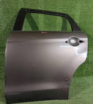 Mitsubishi ASX Rear door