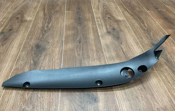 Porsche 992 Fender end trim 992853266