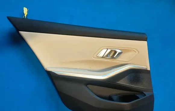 BMW 3 G20 G21 Rear door card panel trim 