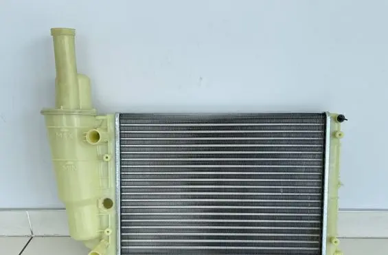Lancia Y 840 Coolant radiator 46465015 7718660