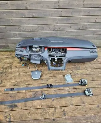 Peugeot 508 RXH Dashboard 9686445780 9688971380 1004352X