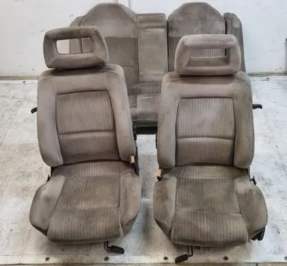 Seat set