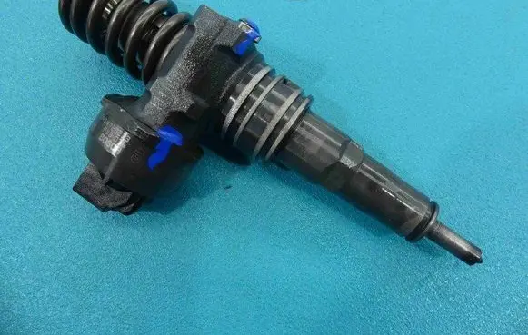 Volkswagen Golf IV Fuel injector 0414720213 IMPRK1111661
