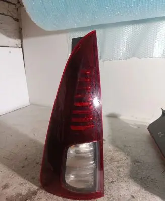 Renault Espace - Grand espace IV Rear/tail lights 89028882