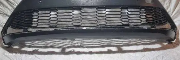 Toyota C-HR I Front bumper lower grill
