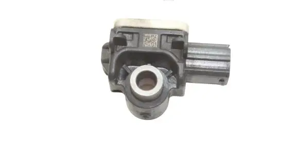 Mitsubishi Outlander Airbag deployment crash/impact sensor 8651A165