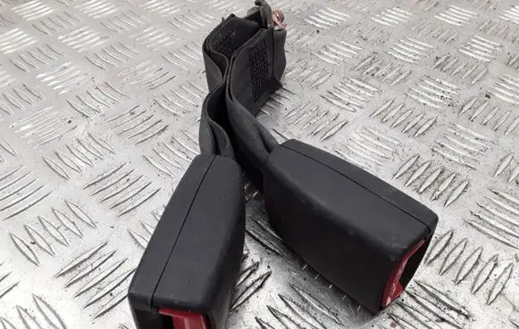 Hyundai Sonata Middle seatbelt buckle (rear) 1K04911271
